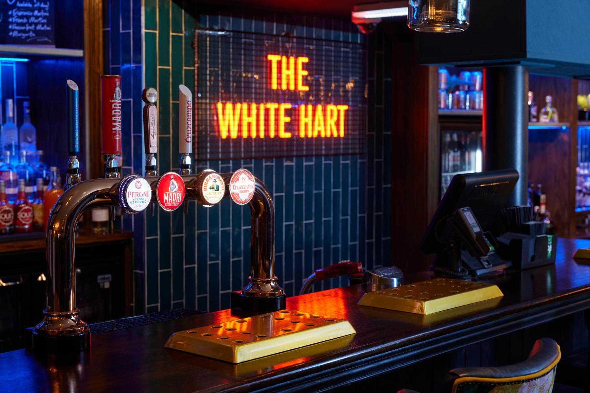 Hotel The White Hart By Greene King